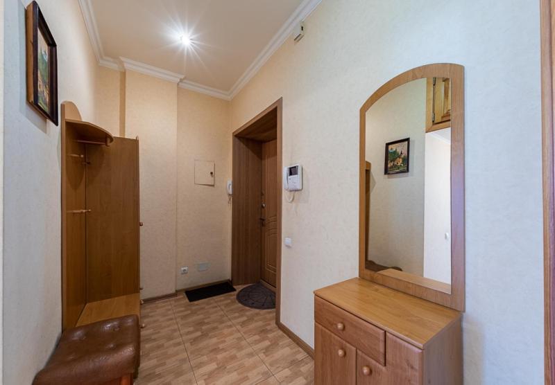 Apartment Near Lva Tolstoho Square Kiev Eksteriør bilde